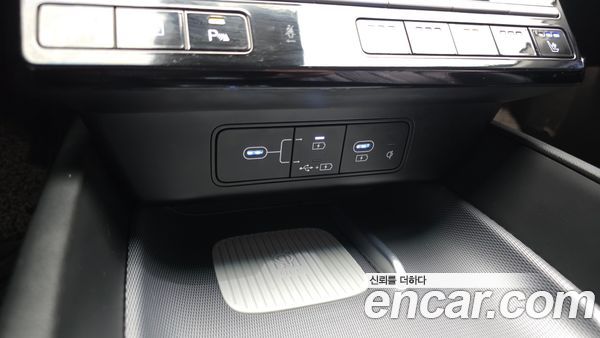 Hyundai Grandeur 2023, фото 24