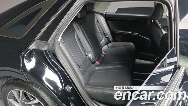 Hyundai Grandeur 2023, фото 16