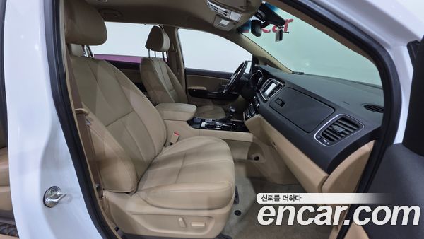 Kia Carnival 2020, фото 10
