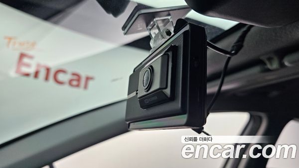 Hyundai Elantra 2023, фото 20