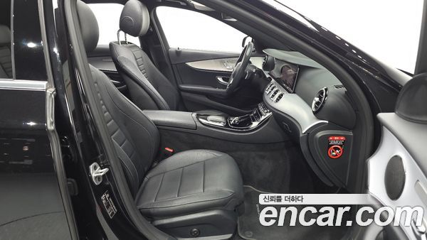 Mercedes-Benz E-Class 2021, фото 10