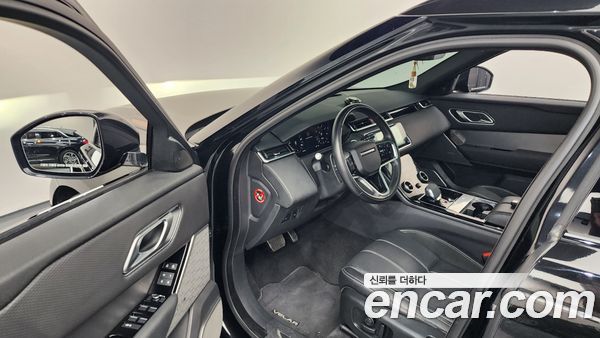 Land Rover Range Rover Velar 2021, фото 13