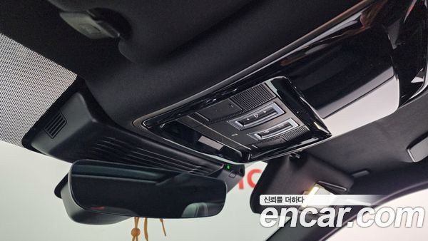 Land Rover Range Rover Velar 2021, фото 26