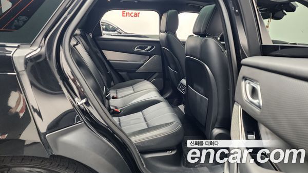 Land Rover Range Rover Velar 2021, фото 16