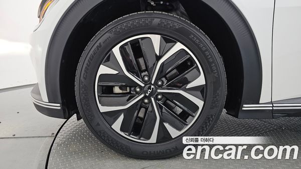 Kia EV6 2022, фото 5