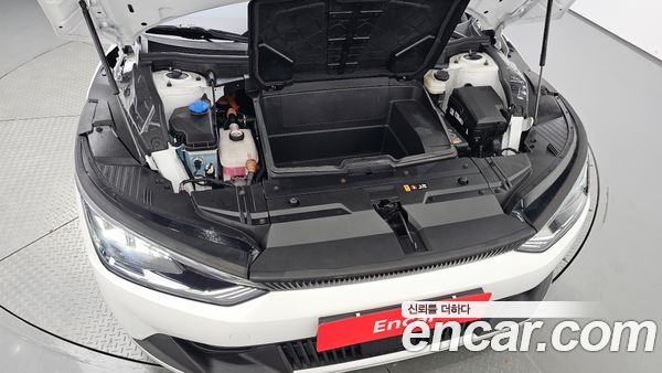 Kia EV6 2022, фото 6