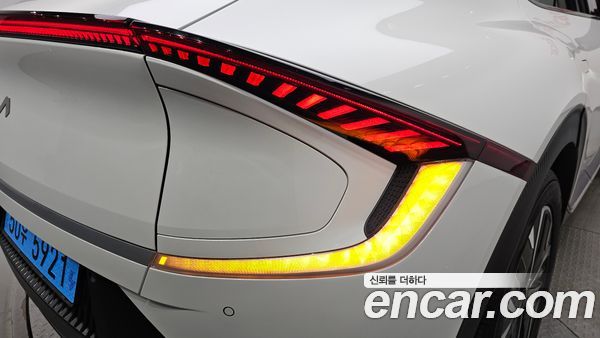 Kia EV6 2022, фото 9