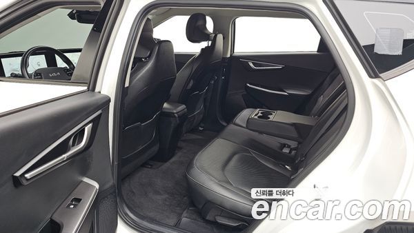 Kia EV6 2022, фото 16