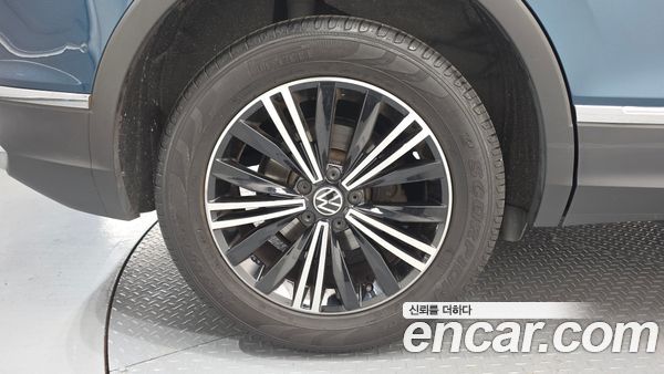 Volkswagen Tiguan 2022, фото 5