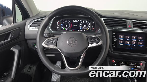 Volkswagen Tiguan 2022, фото 19