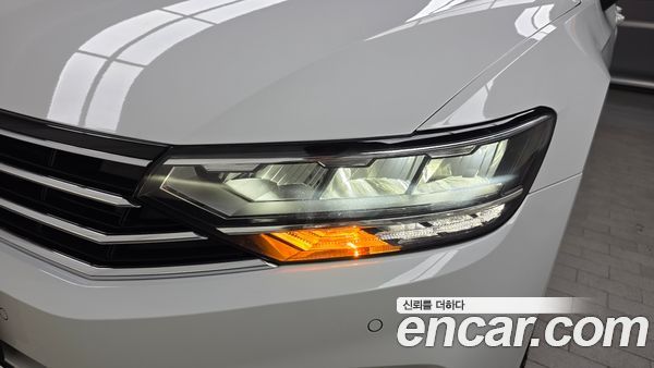 Volkswagen Passat 2022, фото 8