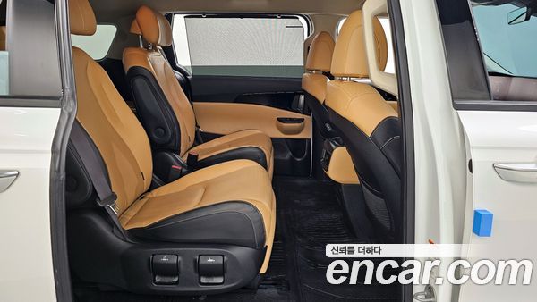 Kia Carnival 2021, фото 12