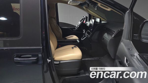 Hyundai Staria 2023, фото 16