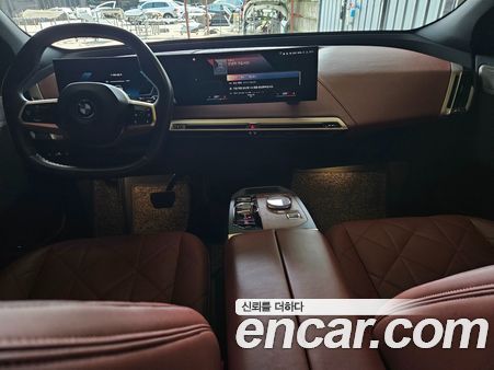 BMW iX 2023, фото 9