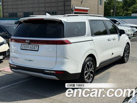 Kia Carnival 2021, фото 5