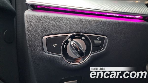 Mercedes-Benz E-Class 2020, фото 28