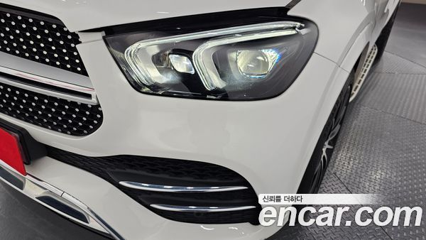 Mercedes-Benz GLE 2023, фото 8