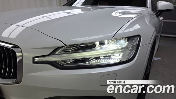 Volvo S60 2021, фото 8
