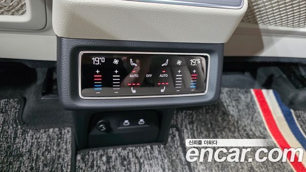 Audi e-tron 2022, фото 29