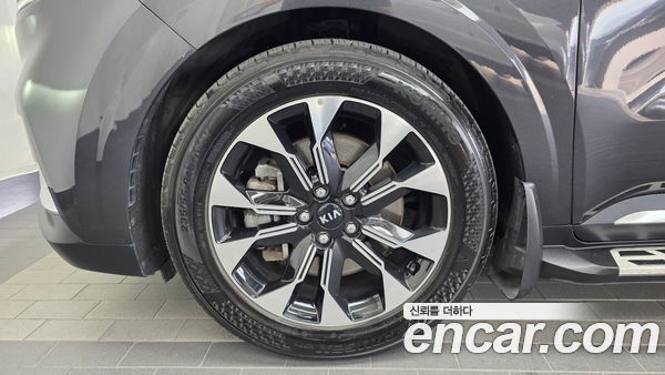 Kia Carnival 2021, фото 5