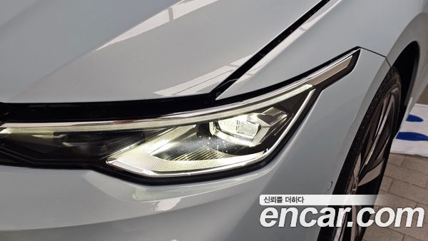 Volkswagen Golf 2025, фото 8