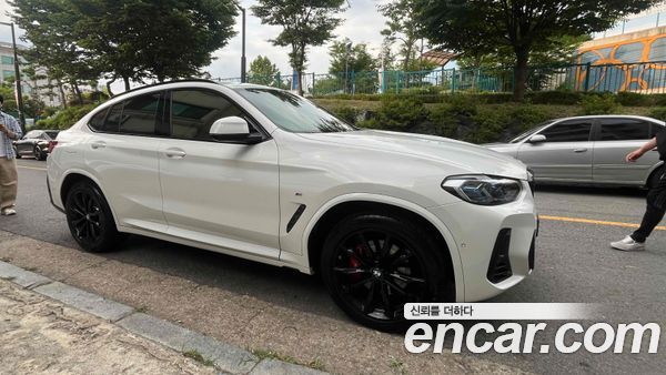 BMW X4 2022, фото 2