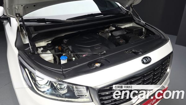 Kia Carnival 2020, фото 6
