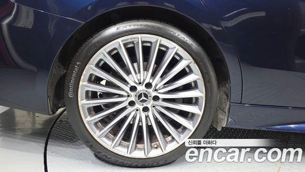 Mercedes-Benz C-Class 2023, фото 5