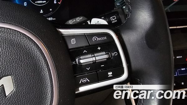 Kia Carnival 2023, фото 30