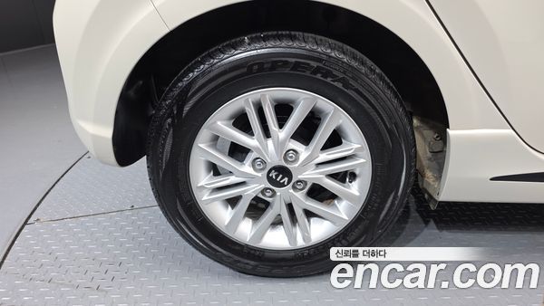 Kia Picanto 2021, фото 5