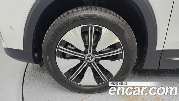 Mercedes-Benz EQB 2024, фото 5