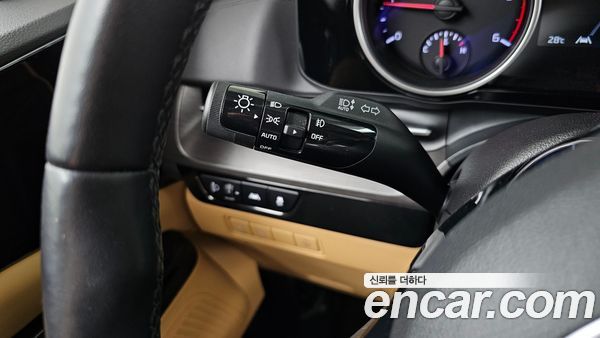 Kia Carnival 2021, фото 14