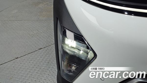 Hyundai Kona 2025, фото 8
