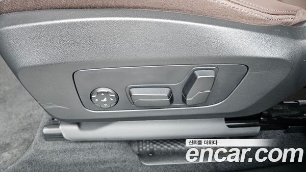 BMW 2 Series 2025, фото 31