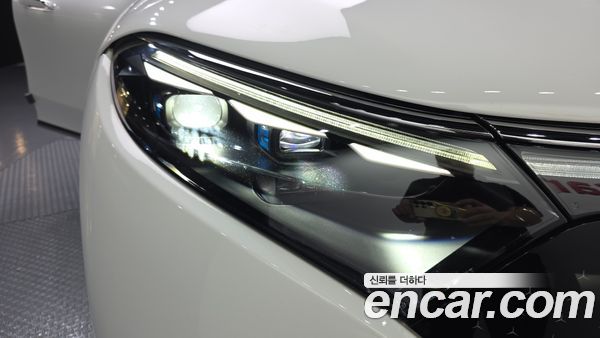 Mercedes-Benz EQS 2023, фото 8