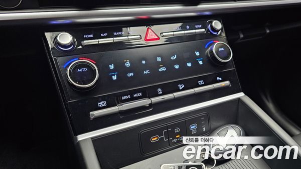 Hyundai Santa Fe 2025, фото 22
