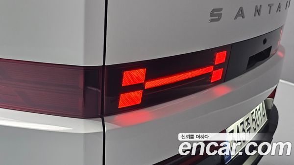 Hyundai Santa Fe 2025, фото 9