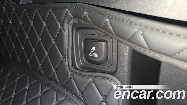 Hyundai Santa Fe 2025, фото 30