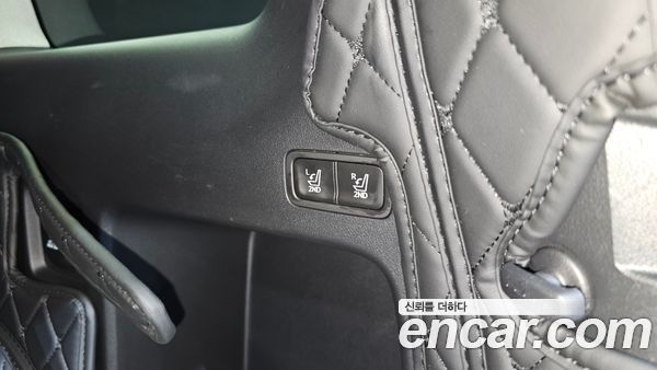 Hyundai Santa Fe 2025, фото 31