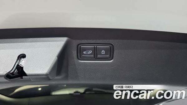 Hyundai Santa Fe 2025, фото 32