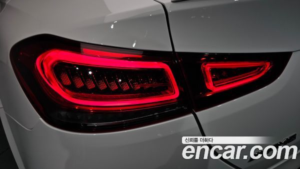 Mercedes-Benz GLE 2023, фото 8