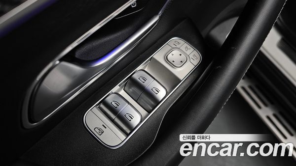 Mercedes-Benz GLE 2023, фото 26