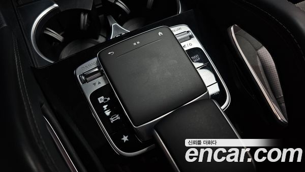 Mercedes-Benz GLE 2023, фото 29