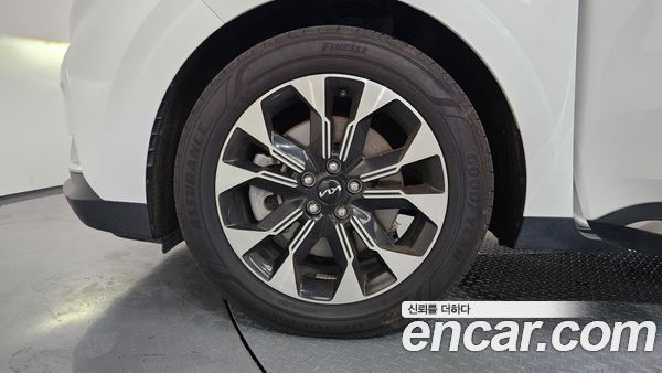 Kia Carnival 2023, фото 5