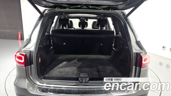 Mercedes-Benz GLB 2021, фото 31