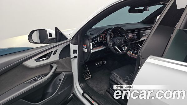 Audi Q8 2021, фото 10