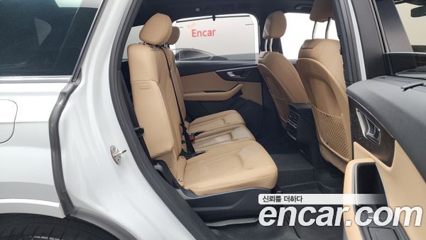 Audi Q7 2023, фото 17