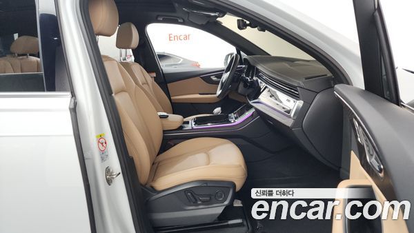Audi Q7 2023, фото 16