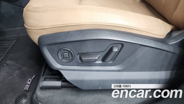 Audi Q7 2023, фото 31