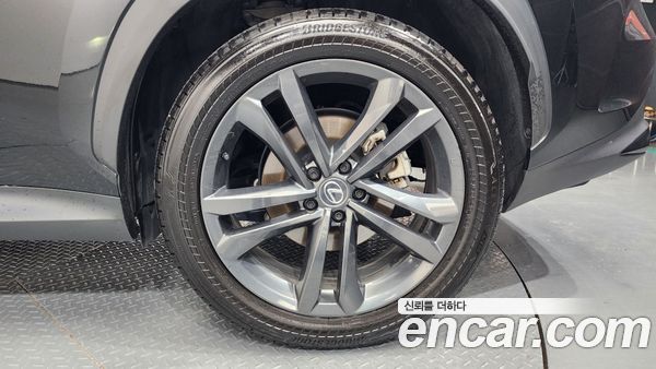 Lexus NX 2025, фото 7